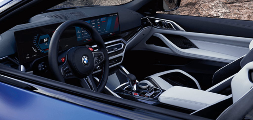 BMW-23년식-M4-컨버터블-실내-디자인